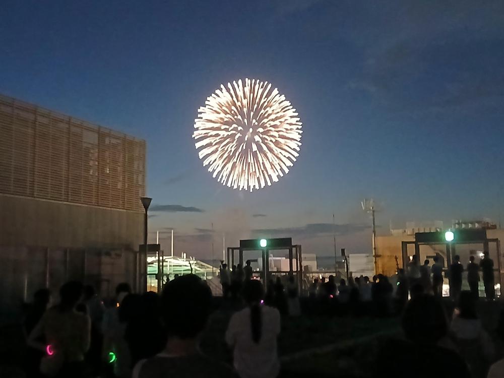 【7/25(土)・東京】グランデュオ立川の屋上で花火大会を鑑賞しよう！